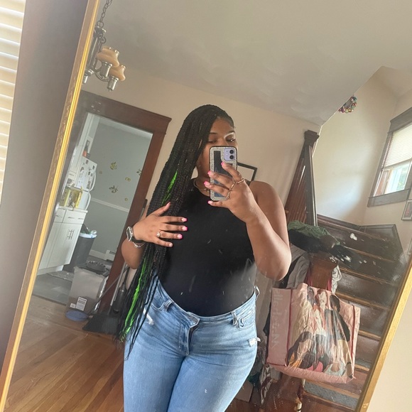 zoejones325